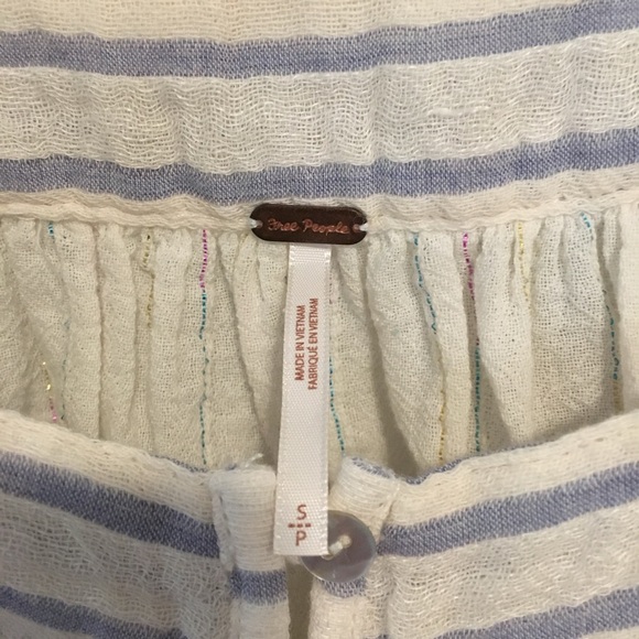 Free People See Saw Top with glitter thread Boho Peasant Lace Trim Top Small - Picture 5 of 5